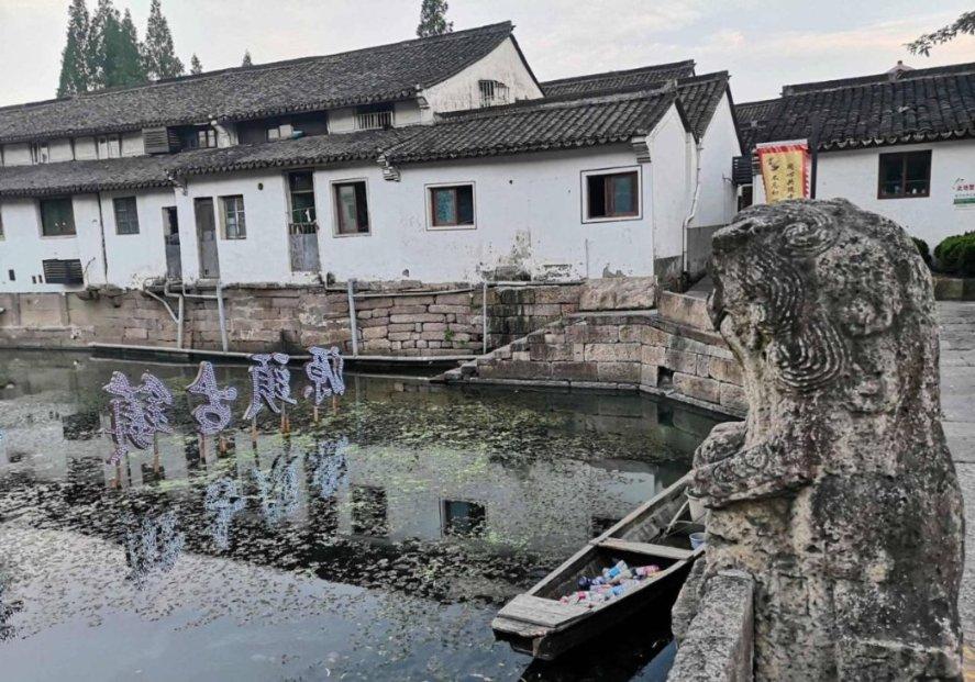 贵阳市人大常委会通过一批人事任免：姜桂梅为贵阳市人大教科文卫委员会副主任委员